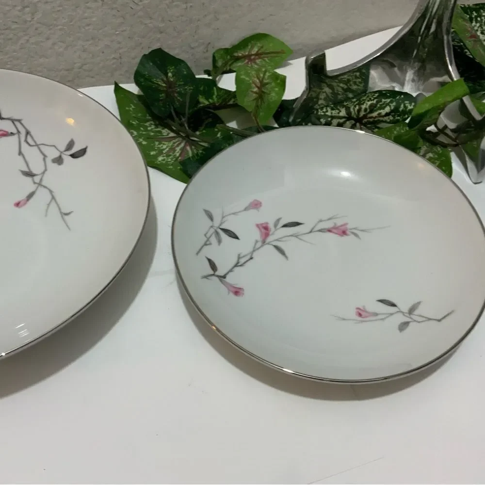 2 Cherry Blossom Fine China 1067 Japan 1 large Bowls 9 1/8